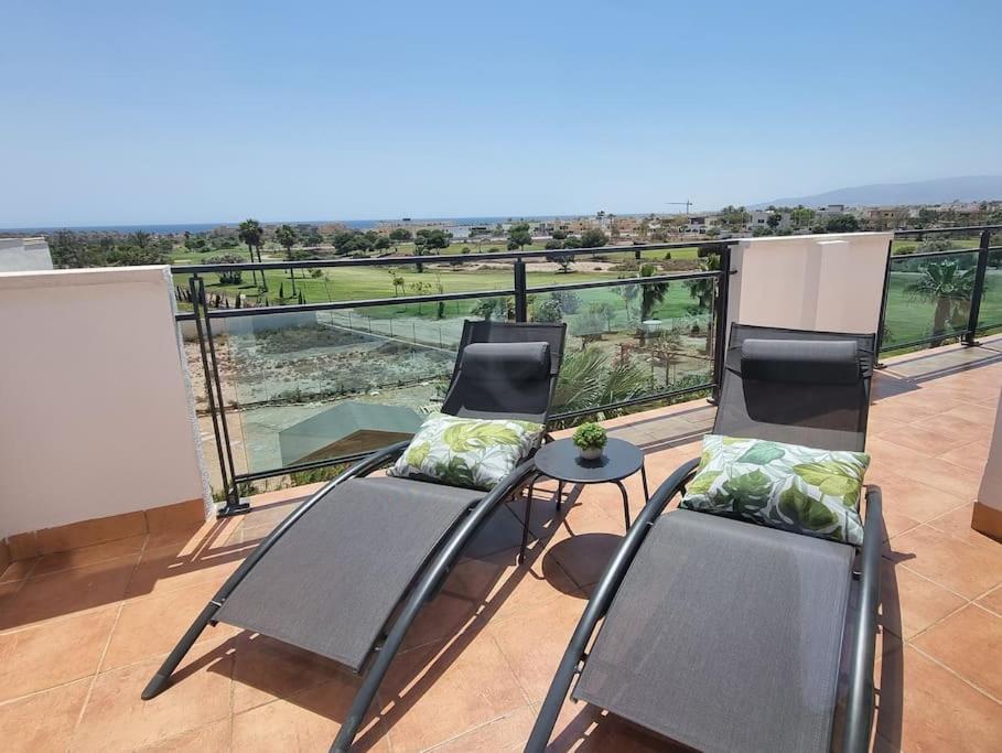 Toyo Alcazaba Suites Gran Terraza Y Vistas, 2Hab, Piscina Y Garaje Retamar  Zewnętrze zdjęcie
